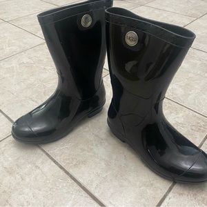 UGG rain boots